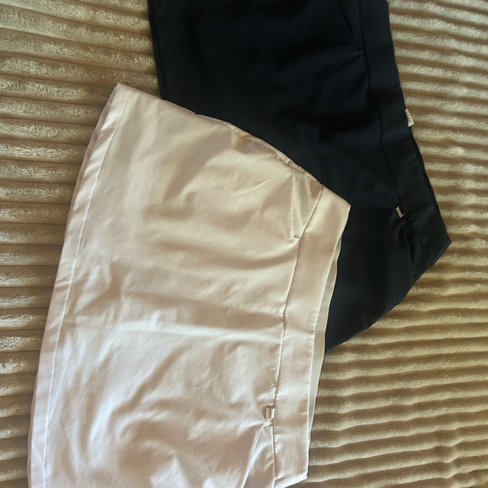 Greg Norman Collection Navy and White athletic/golf skorts
